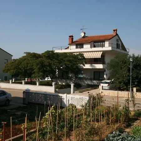 Διαμέρισμα With A Parking Space - 2490 *